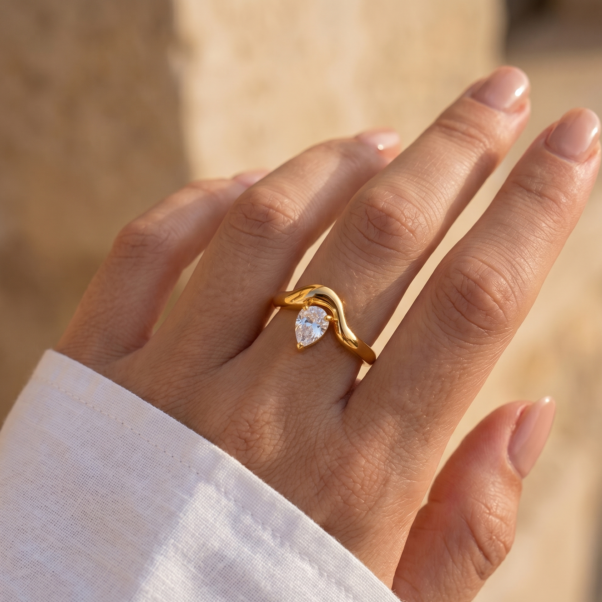 Anello Wave Drop