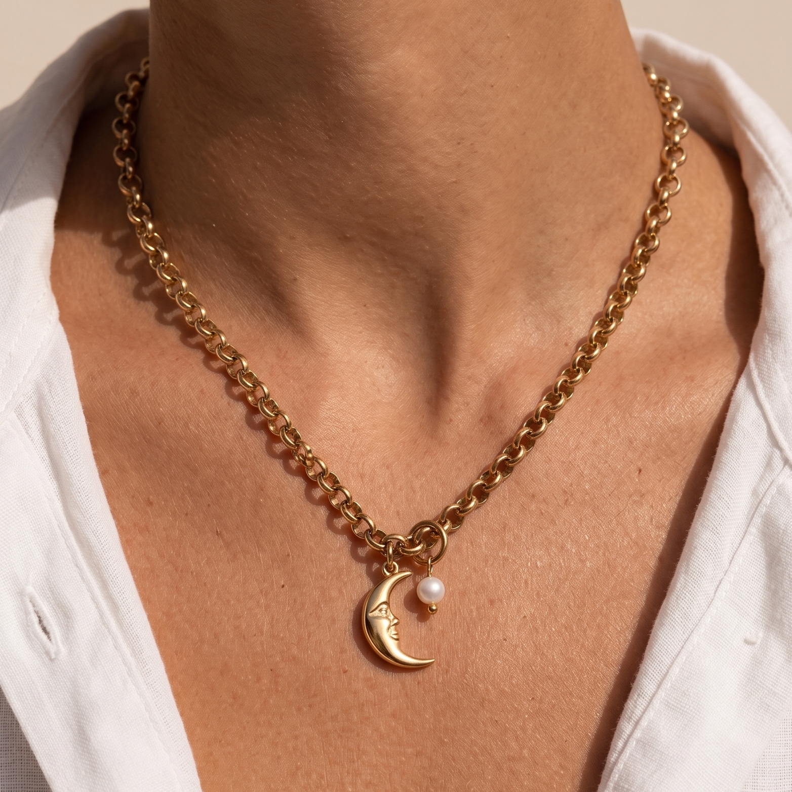 Collana Moondream