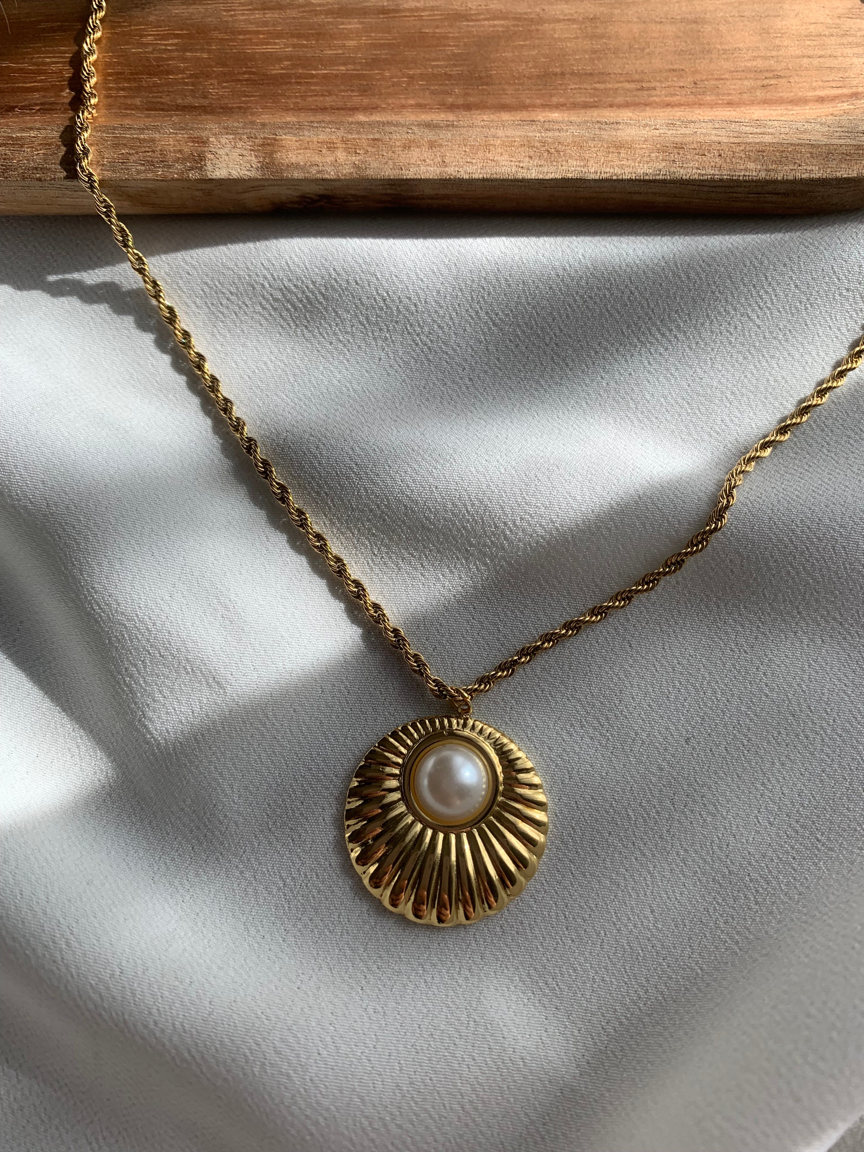 Collana Halo