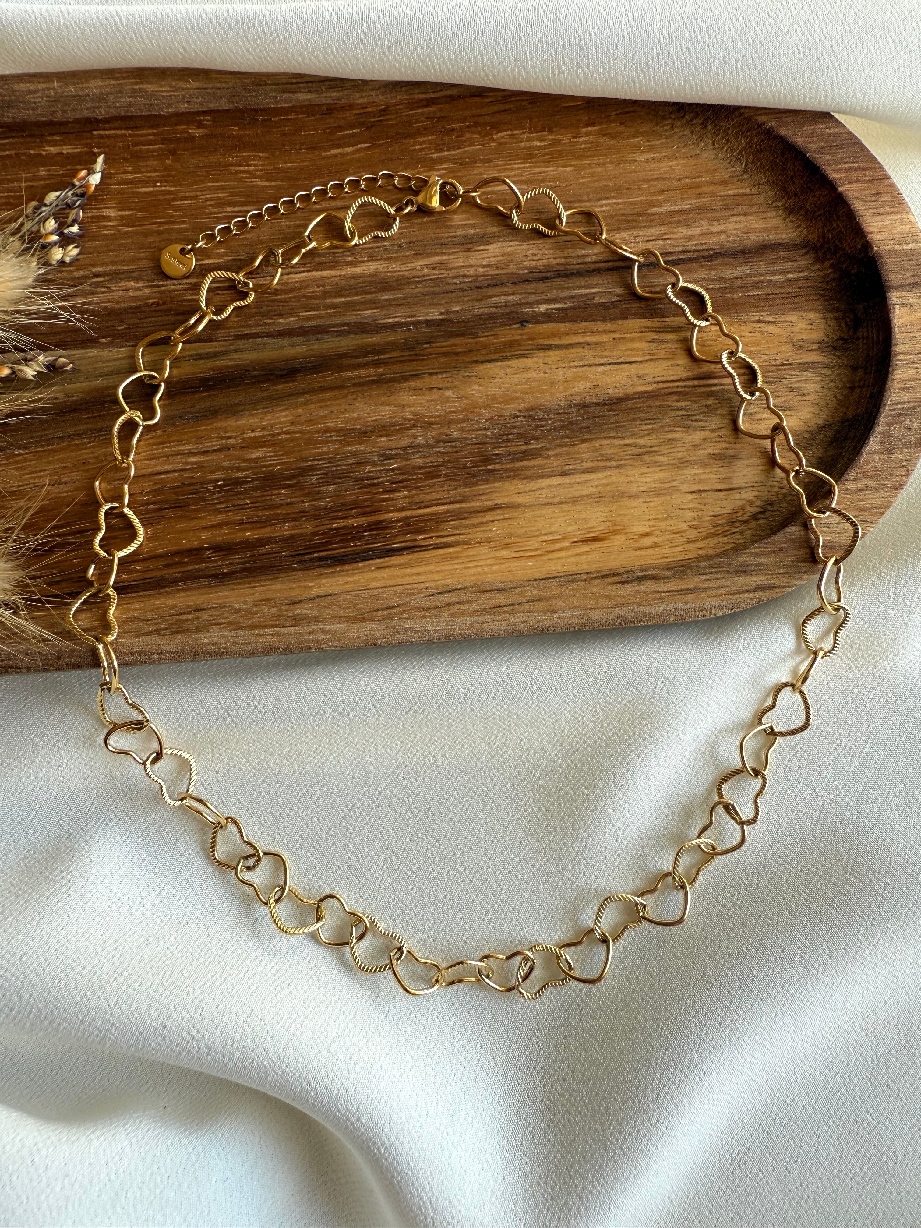 Collana Cuoricini