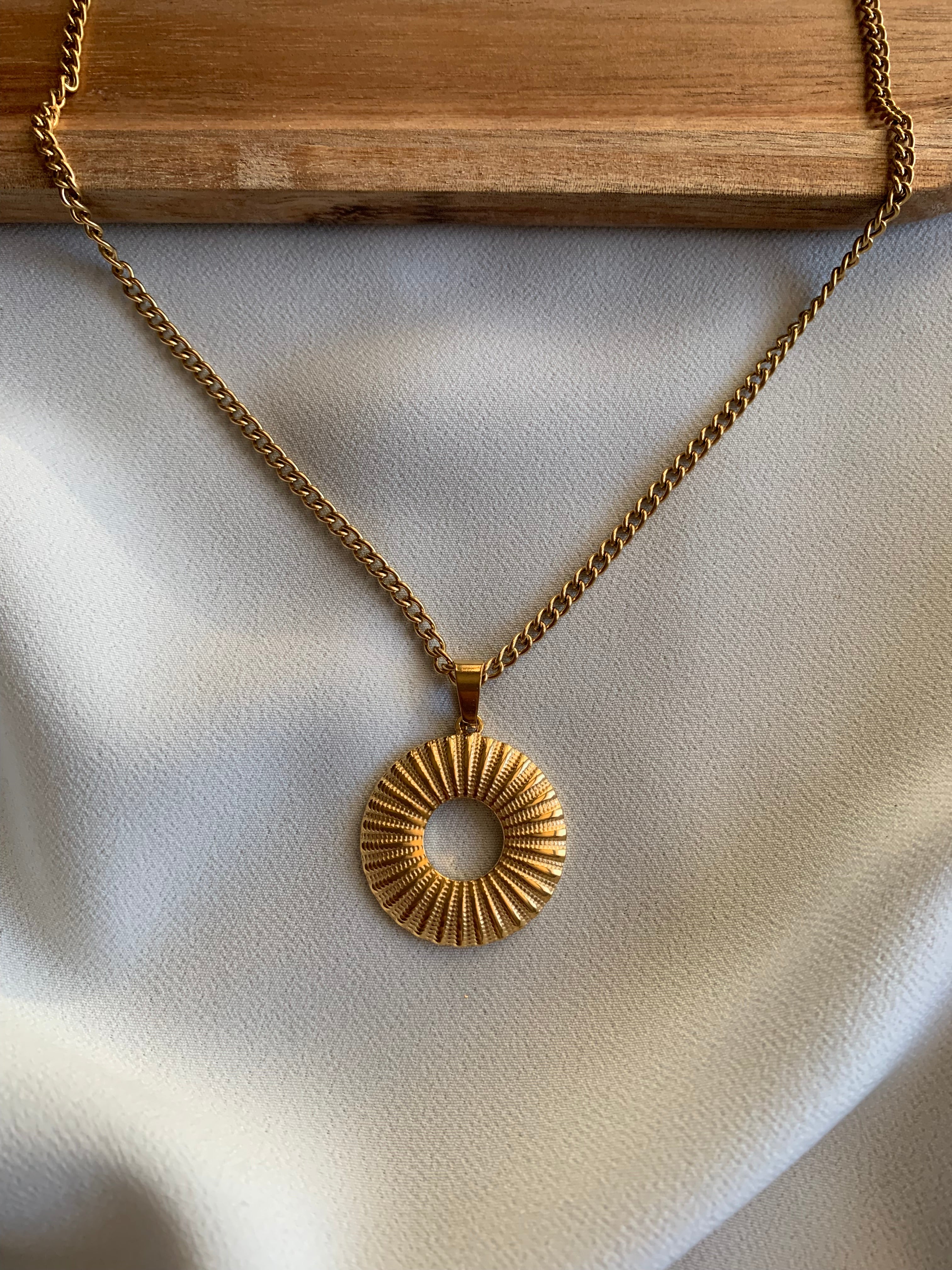 Collana Solaire