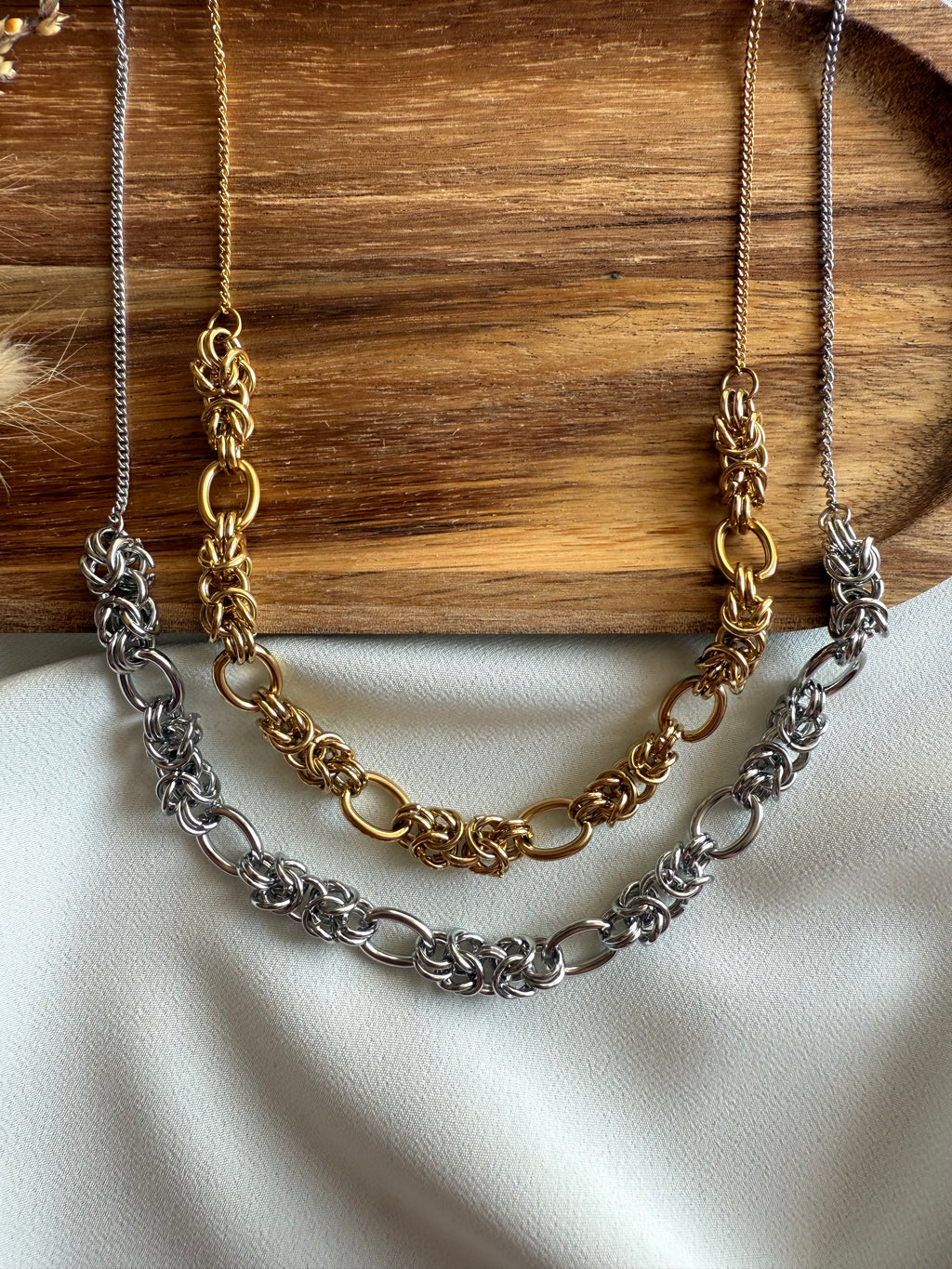 Collana Knot Chain