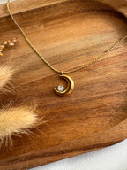 Collana Moon